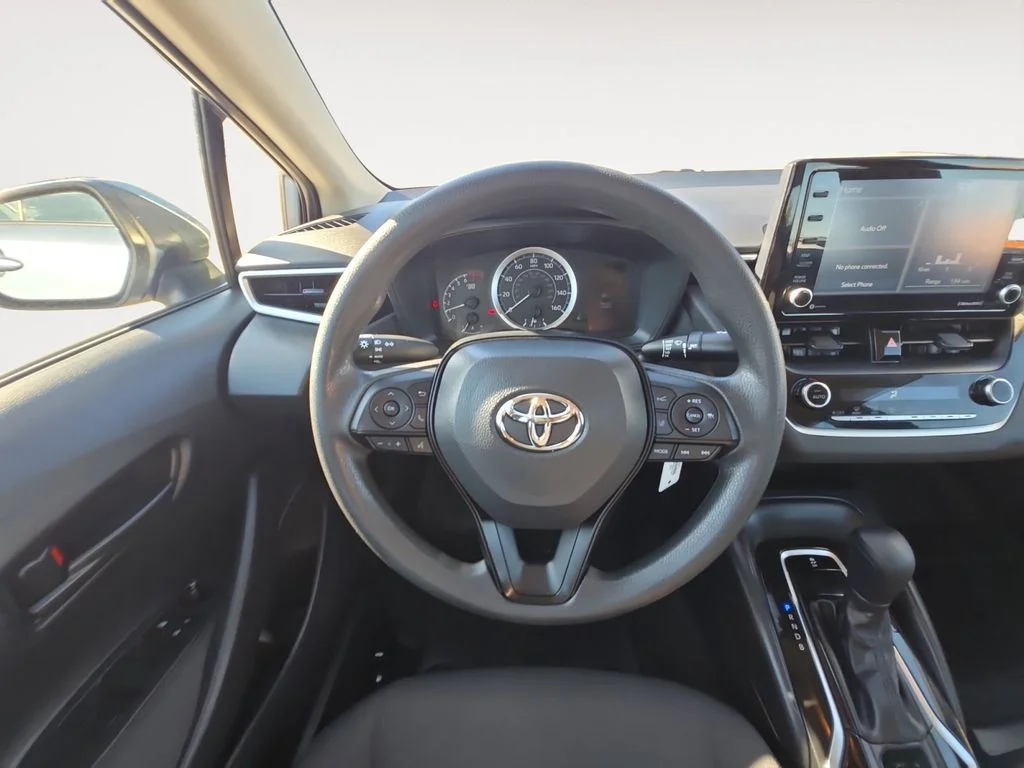 Used 2022 Gray Toyota LE image 11