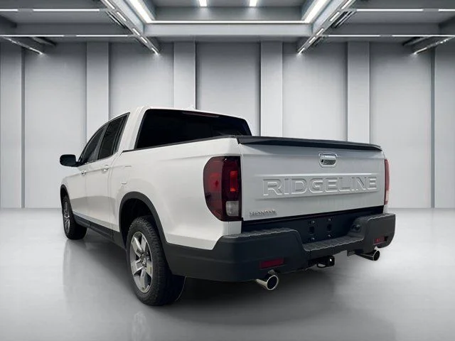 New 2026 Platinum White Pearl Honda RTL image 3