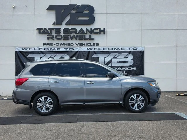 Used 2020 Gray Nissan S image 6