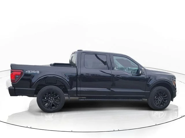 Used 2025 Black Ford XLT image 4