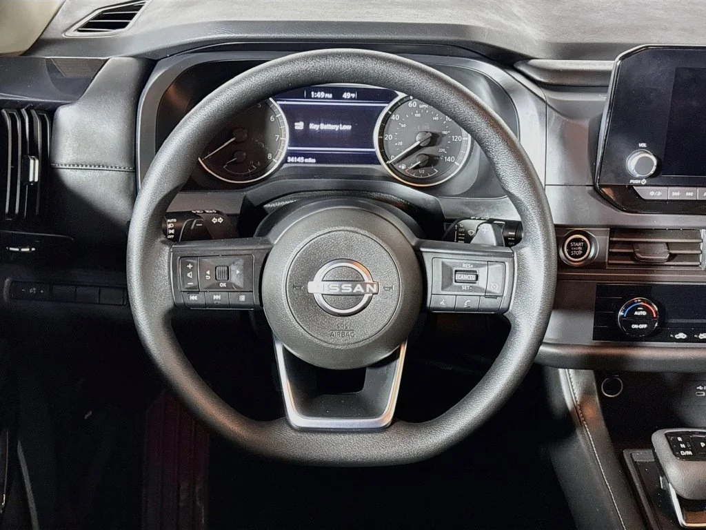 Used 2024 White Nissan S image 13