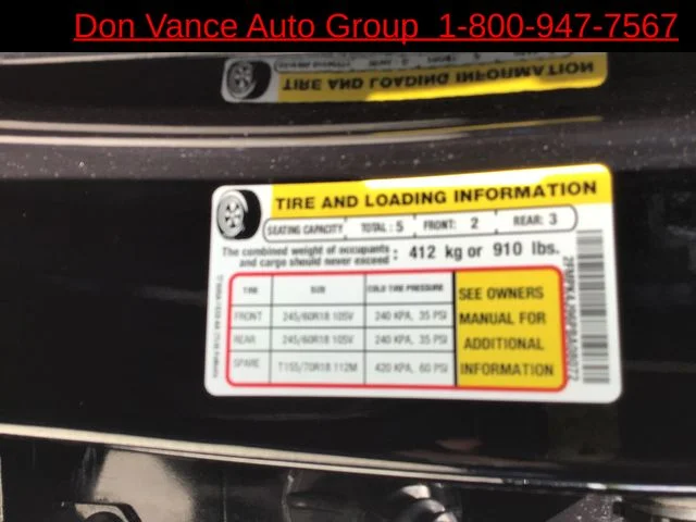 Used 2023 Black Ford SEL image 30
