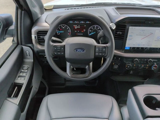 New 2026 Oxford White Ford XL image 16