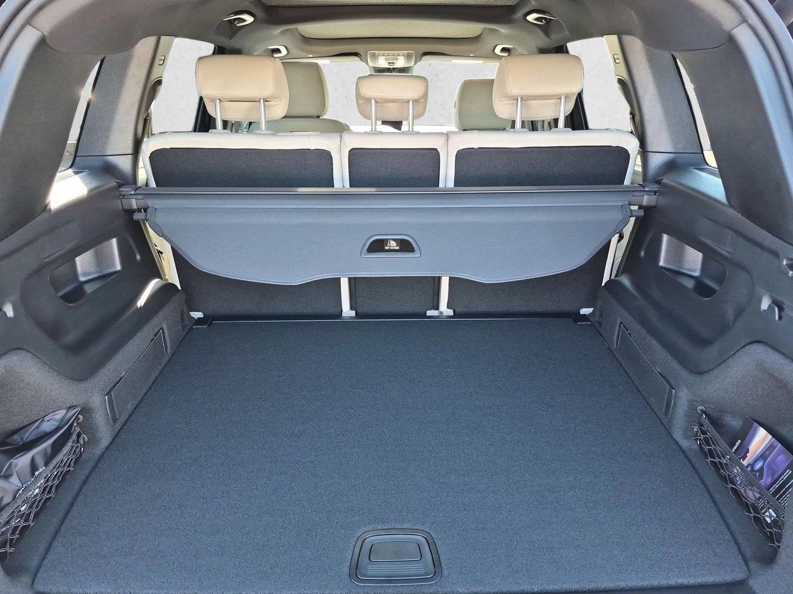 New 2026 Night Black Mercedes-Benz GLB250 image 9