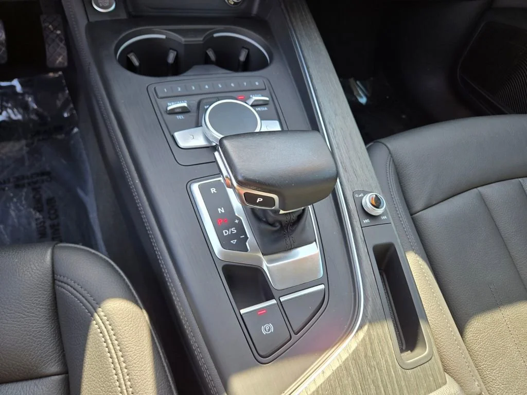 Used 2019 Gray Audi Premium Plus image 22