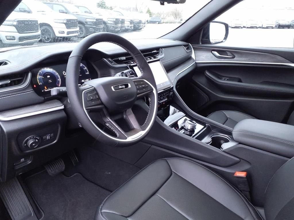 2025 Jeep Grand Cherokee Limited - Photo 8