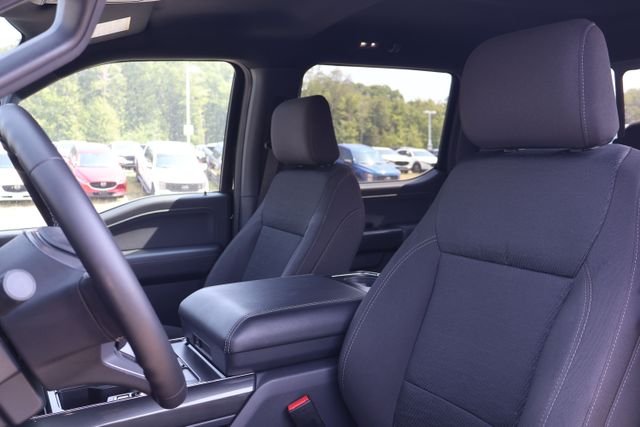 Used 2023 Black Ford XLT image 8