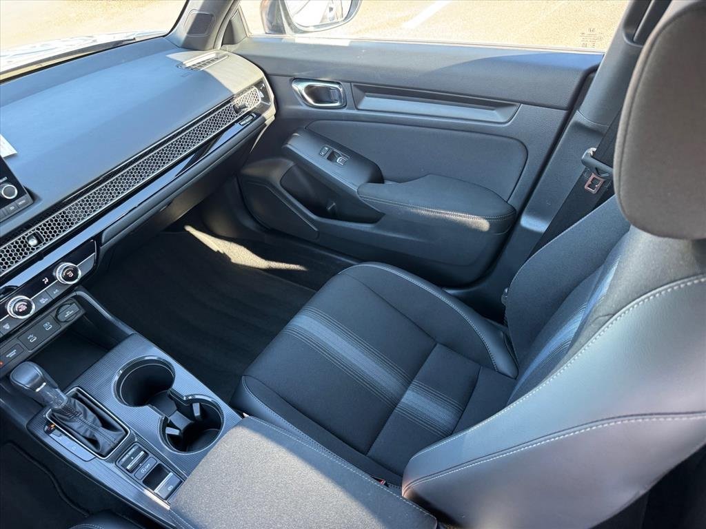 Used 2025 Solar Silver Metallic Honda Sport image 14