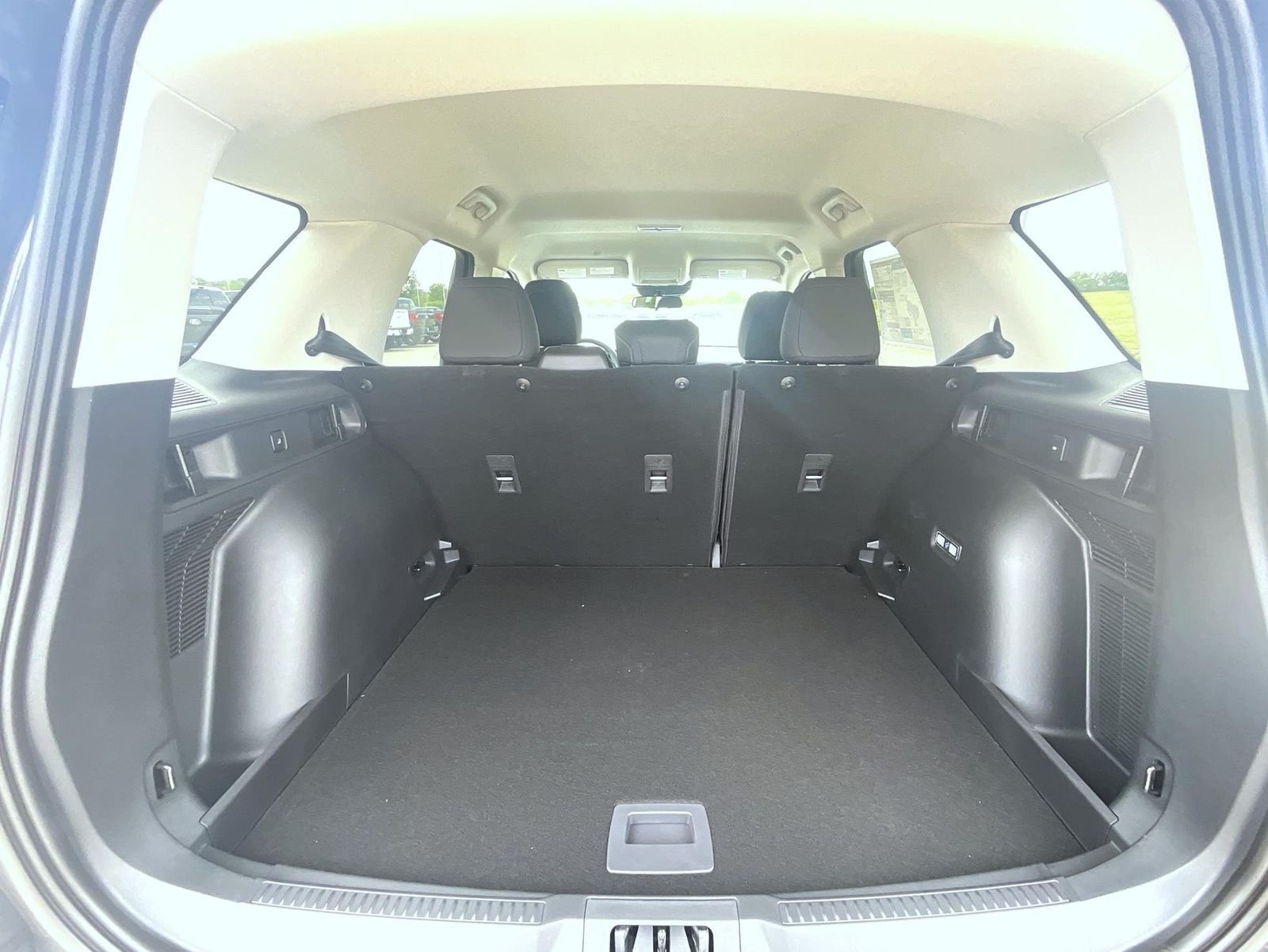 New 2026 Carbonized Gray Metallic Ford Big Bend image 16