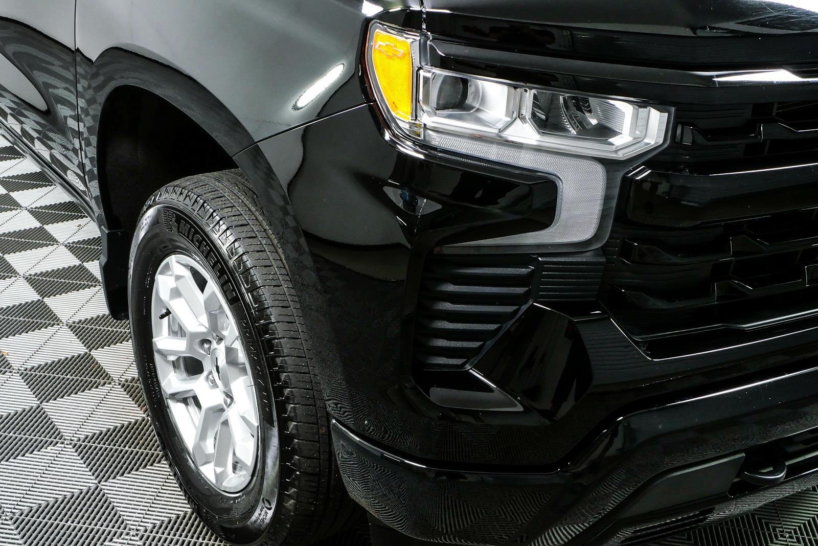 Used 2026 Black Chevrolet RST image 33