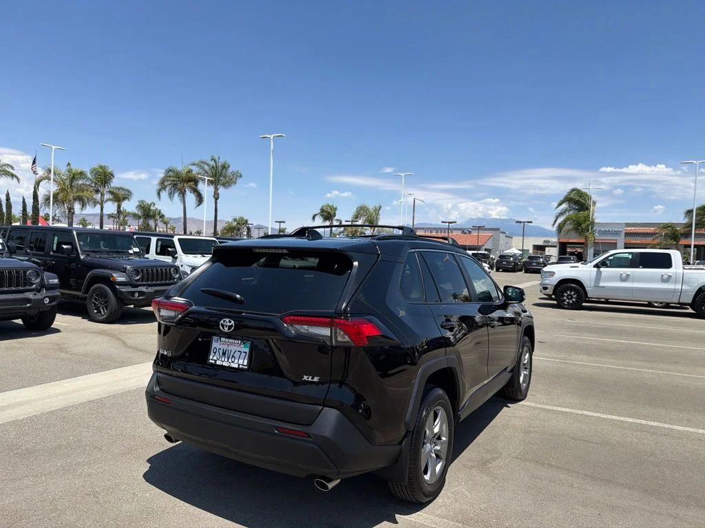 Used 2025 Black Toyota XLE image 7