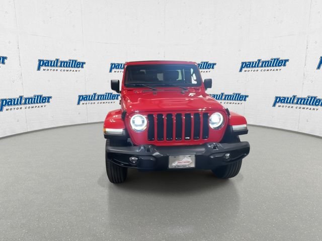 Certified Used 2021 Firecracker Red Clearcoat Jeep Unlimited Sahara Altitude image 7