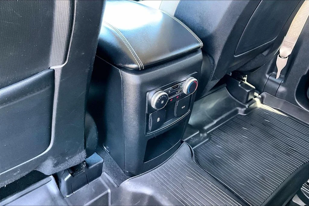 Certified Used 2020 Black Ford XLT image 10