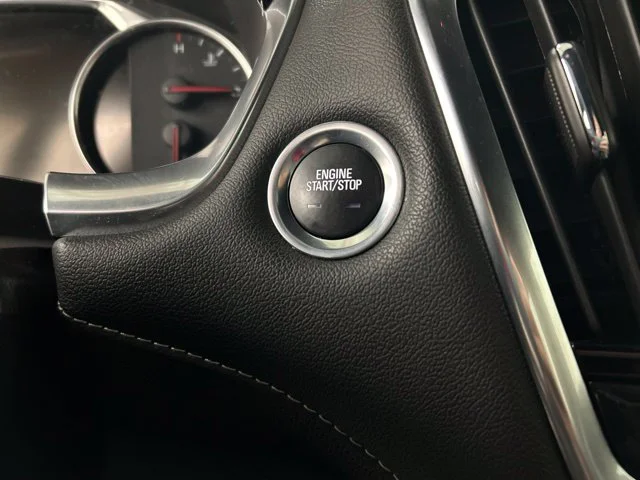 Used 2022 White Chevrolet Premier image 11