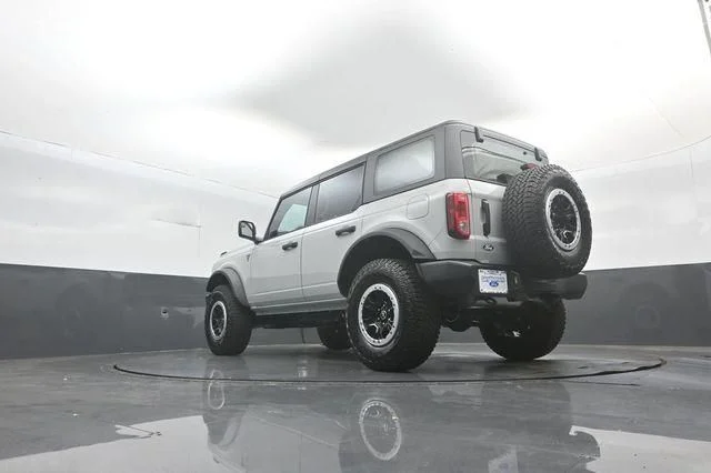 New 2026 Avalanche Gray Ford Base image 32
