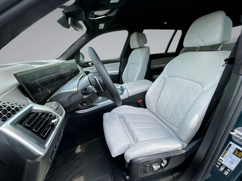 Certified Used 2025 Blue BMW xDrive40i image 30