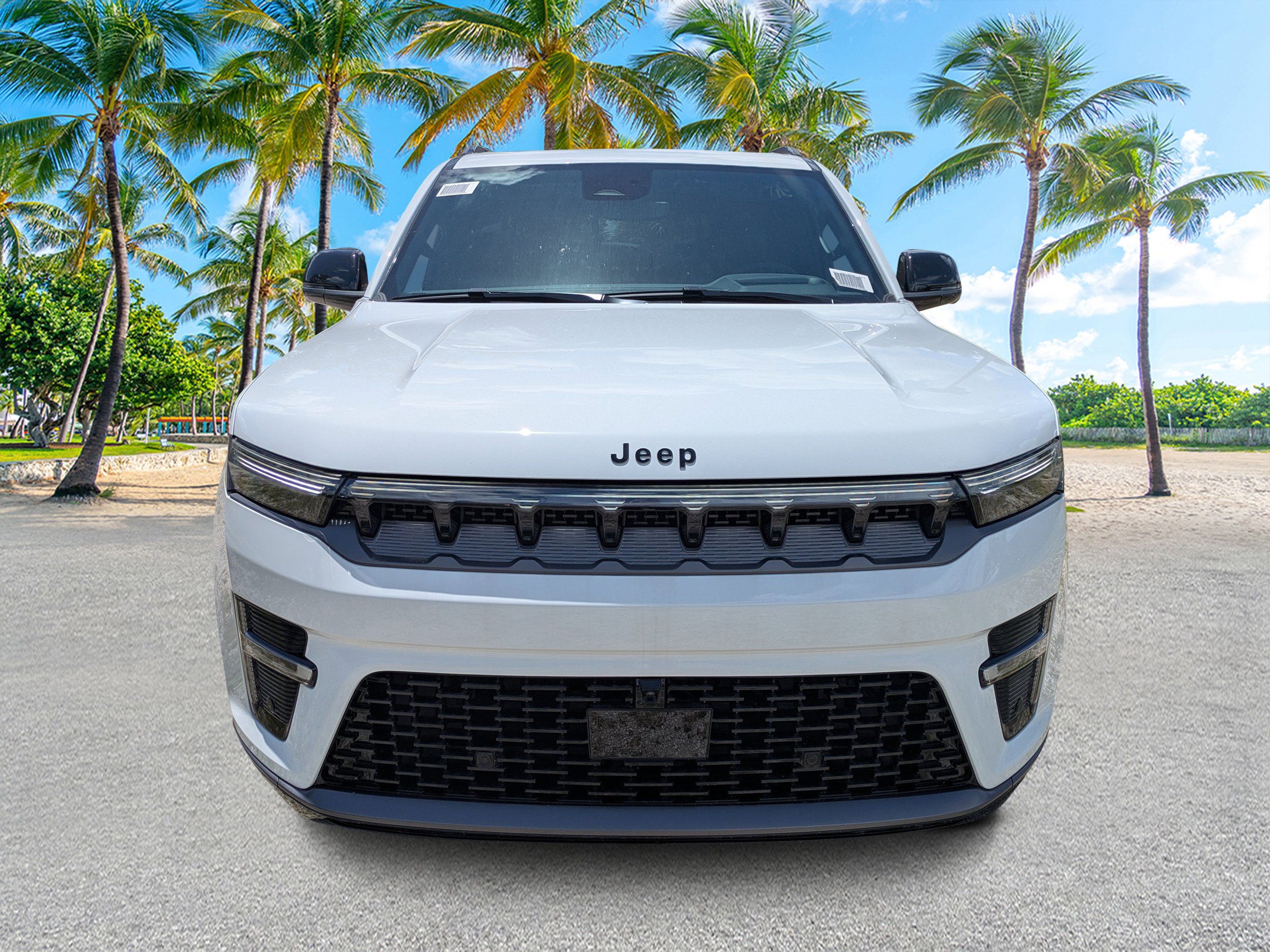 New 2026 Bright White Clear-Coat Exterior Paint Jeep Limited Reserve image 8