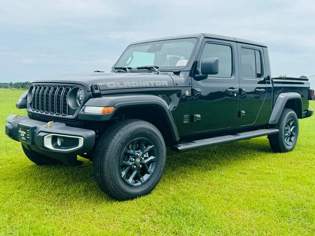 New 2026 Black Clearcoat Jeep 85th Anniversary Edition image 2