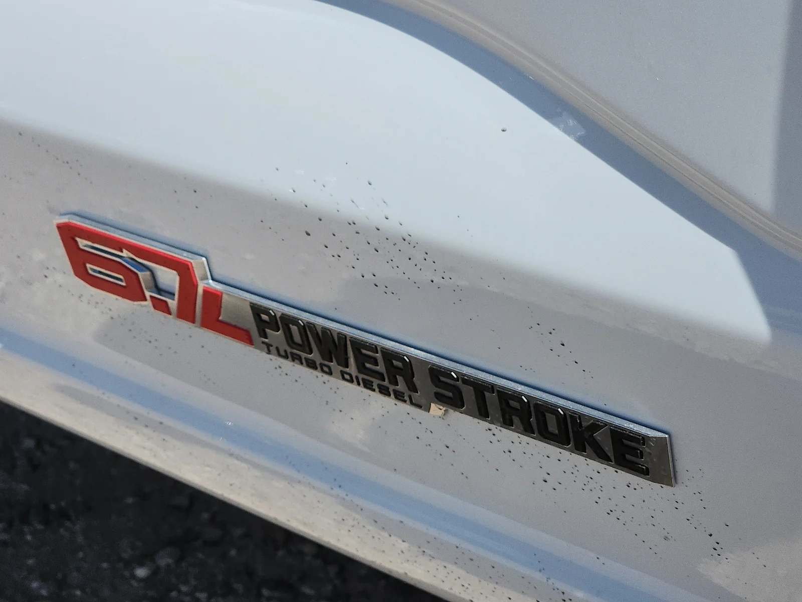 New 2027 Oxford White Ford XLT image 11