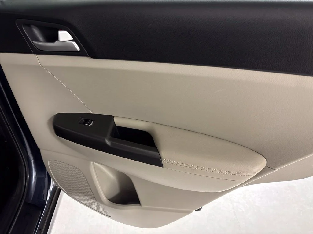 Used 2022 Blue Kia LX image 17
