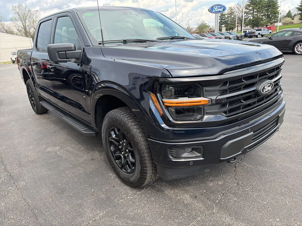 New 2026 Antimatter Blue Metallic Ford XLT image 7