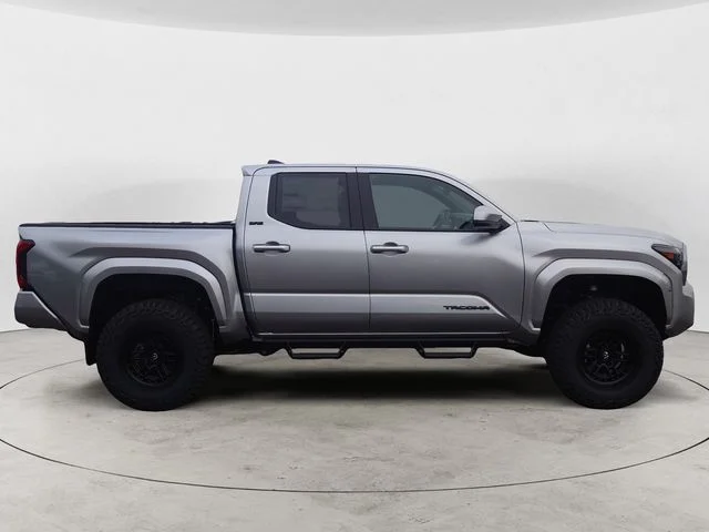 2025 Toyota Tacoma SR5 - Photo 6