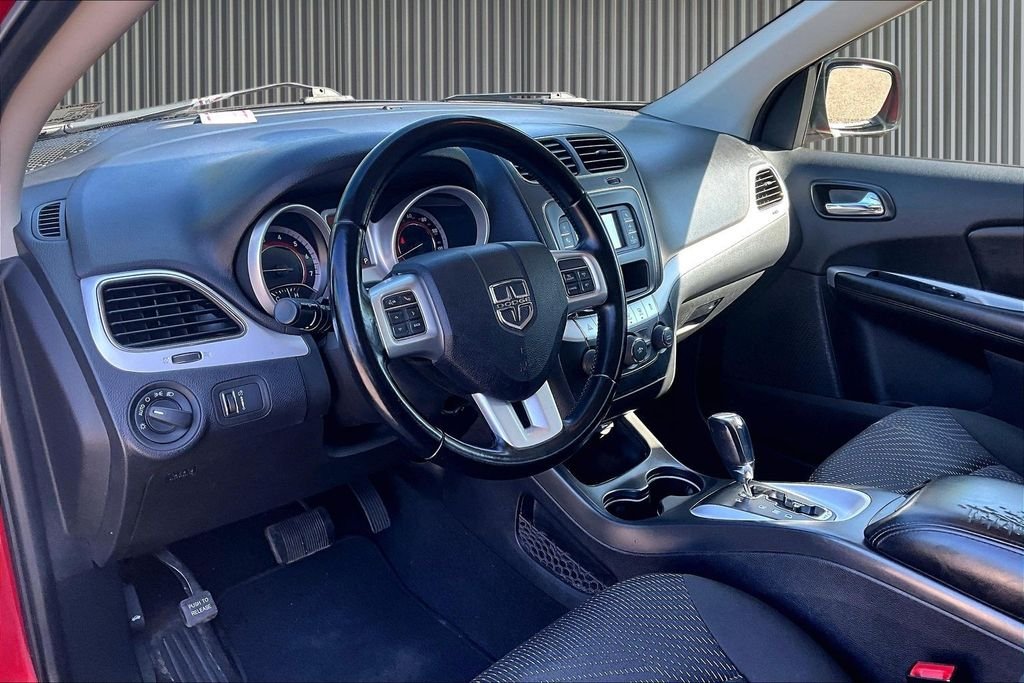 Used 2020 Red Dodge SE image 14