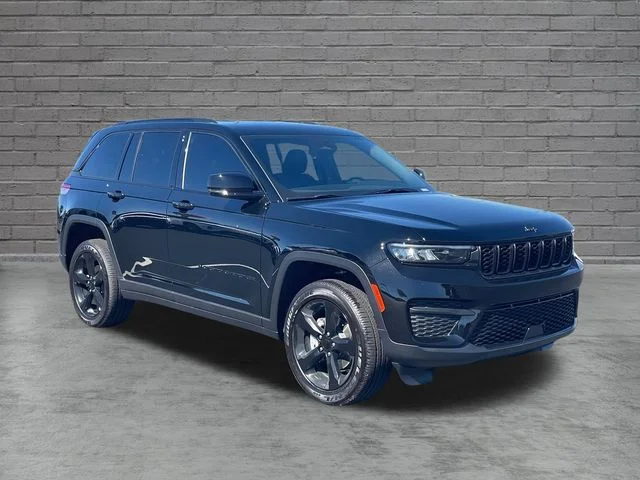 2025 Jeep Grand Cherokee Altitude