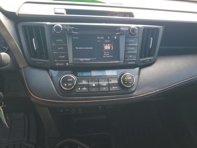 Used 2017 Silver Toyota SE image 17