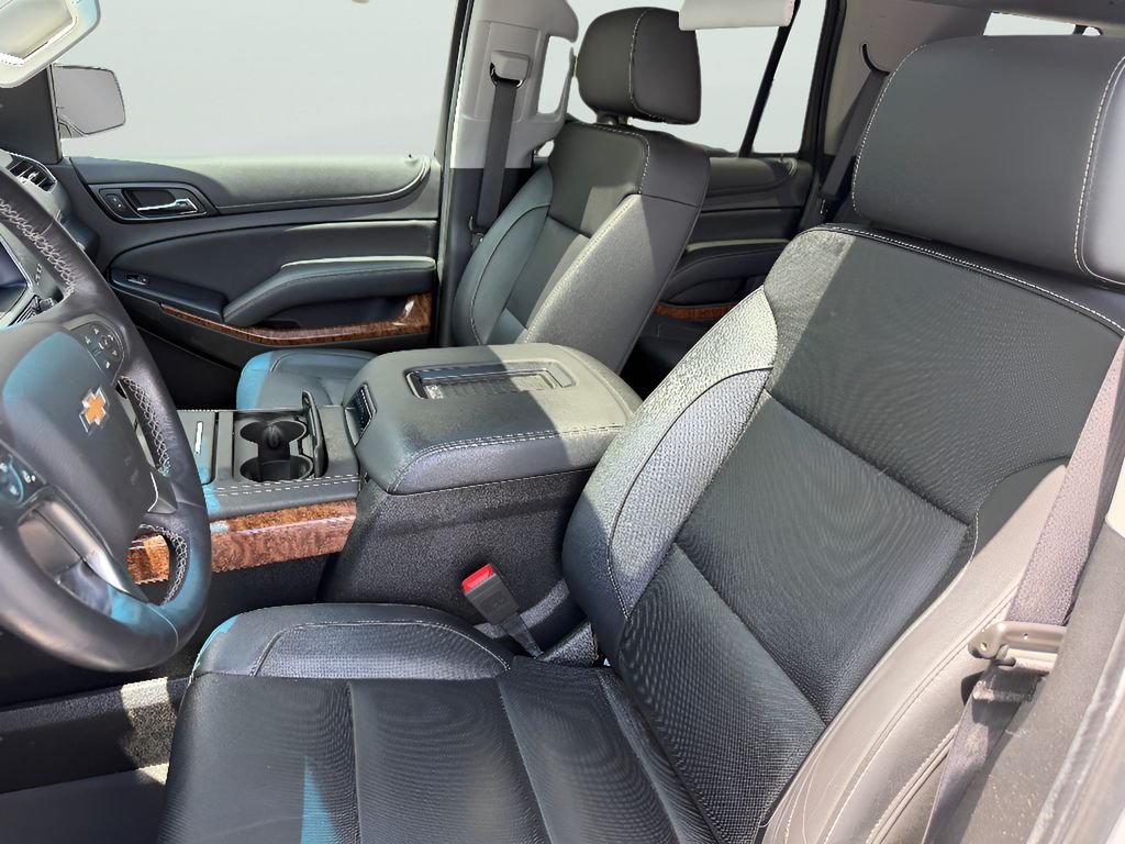 Used 2020 Silver Ice Metallic Chevrolet Premier image 34
