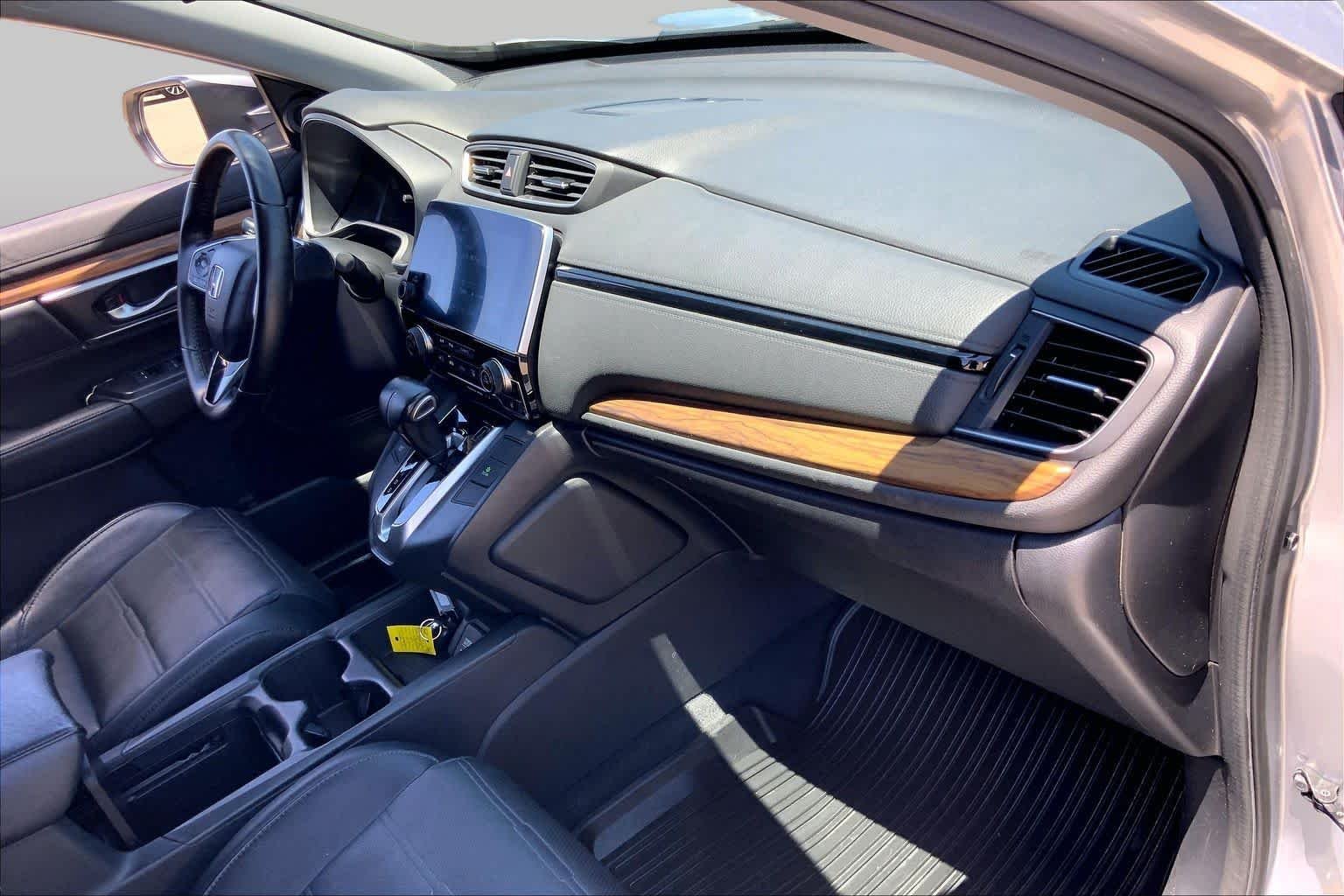Used 2018 Lunar Silver Metallic Honda EX-L image 19