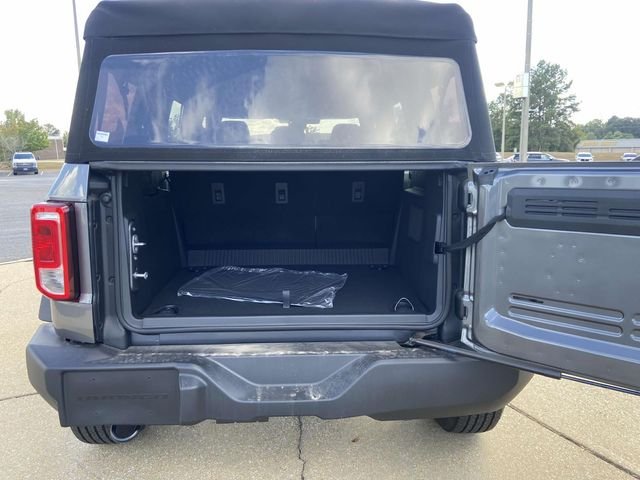 2025 Ford Bronco 4-Door Base - Photo 8