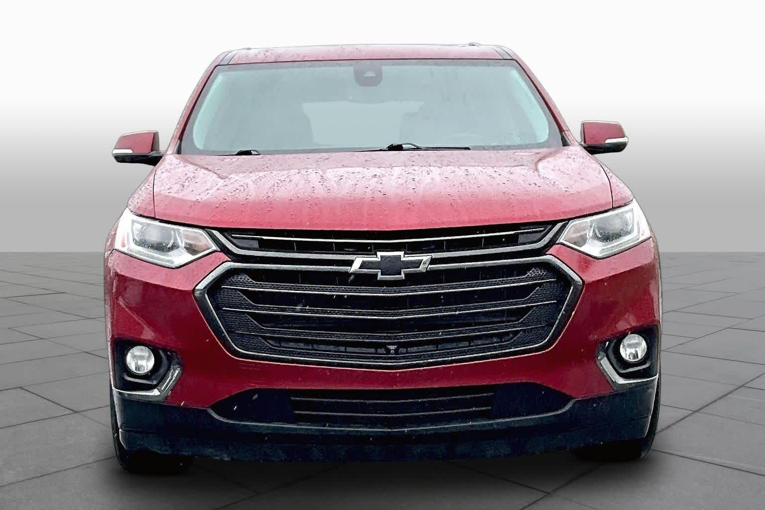 Used 2020 Cajun Red Tintcoat Chevrolet RS image 4