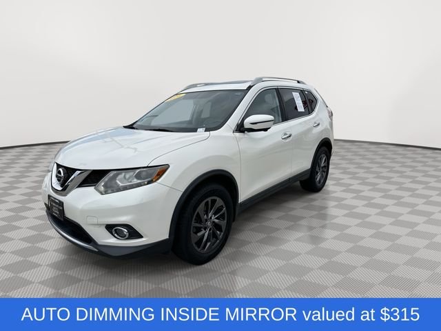Used 2016 White Nissan SL image 4