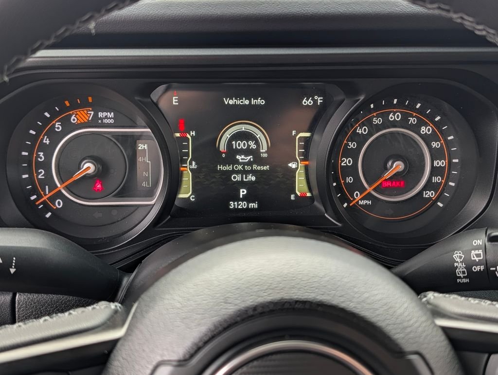 2025 Jeep Wrangler 4-Door Rubicon - Photo 19