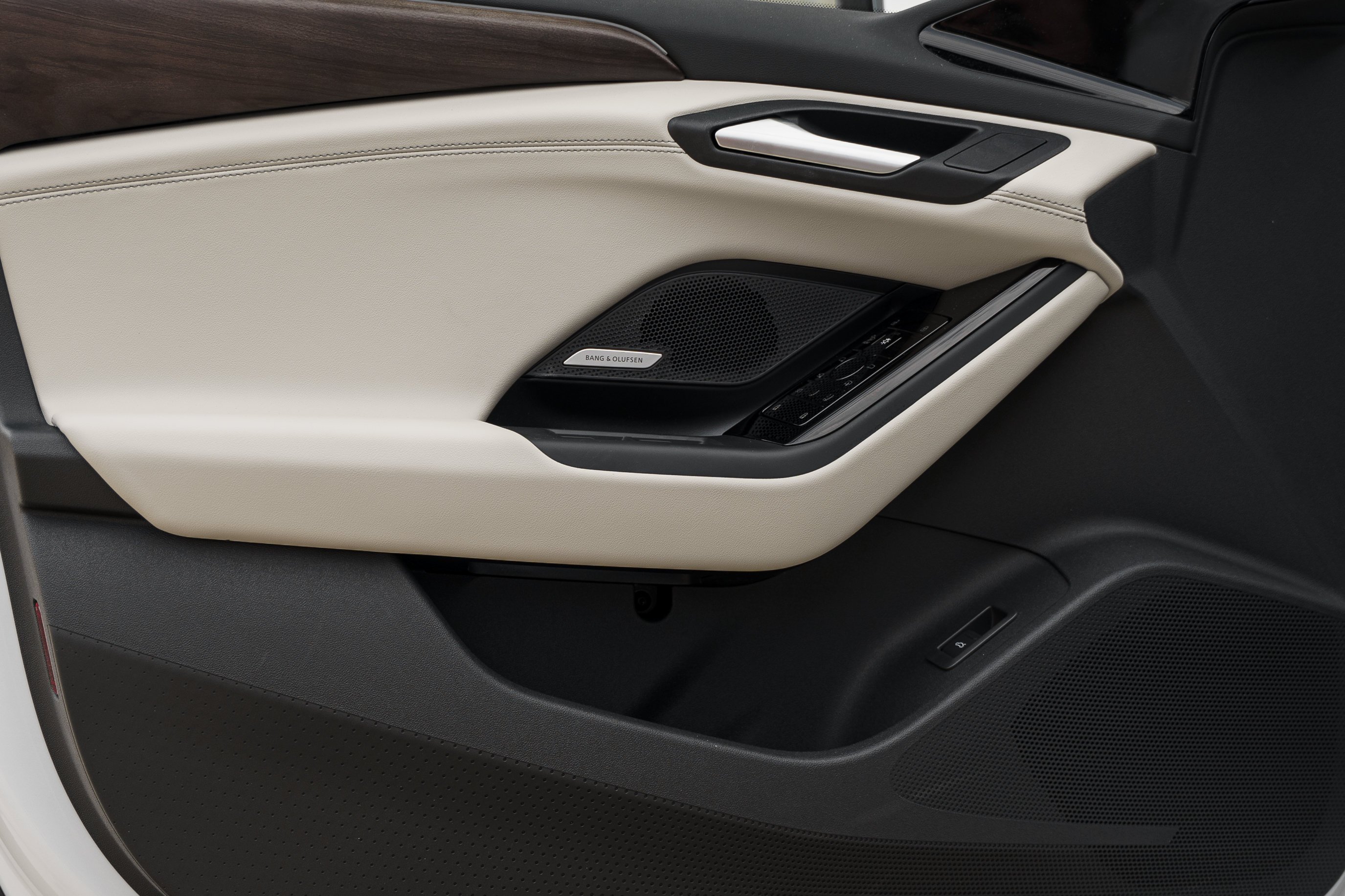 New 2027 Glacier White Metallic Audi Premium Plus image 23