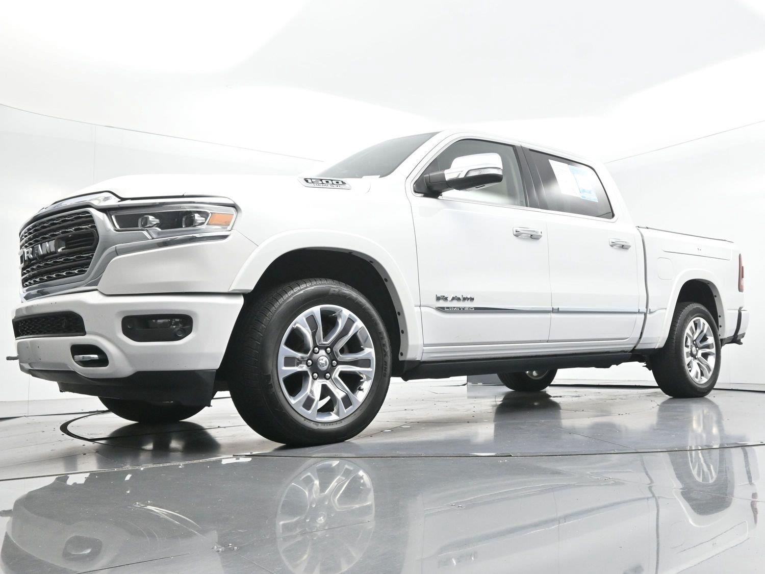 Used 2020 Ivory White Tri-Coat Pearlcoat Ram Limited image 56