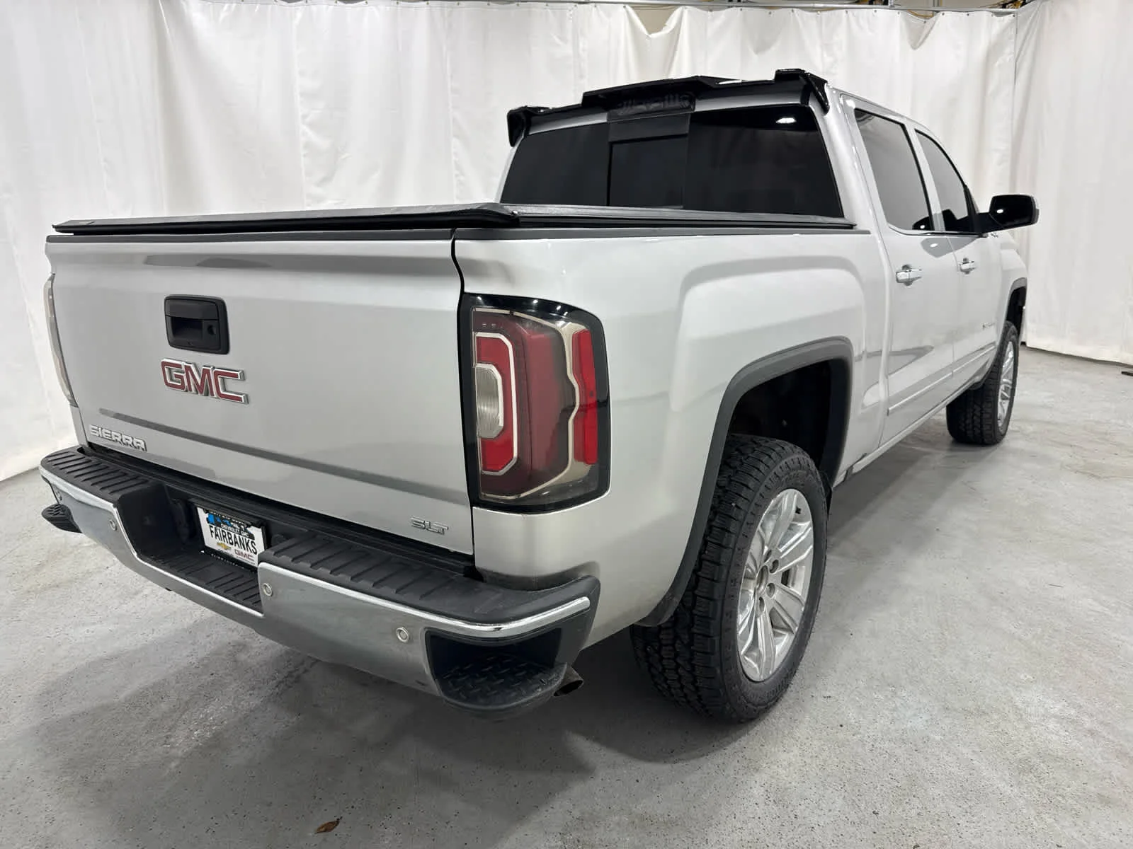 Used 2018 QUICKSILVER METALLIC GMC SLT image 4