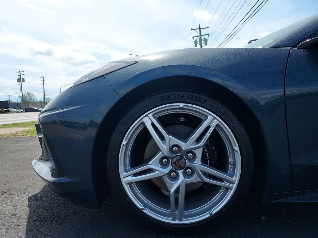 Used 2020 Gray Chevrolet Stingray image 16