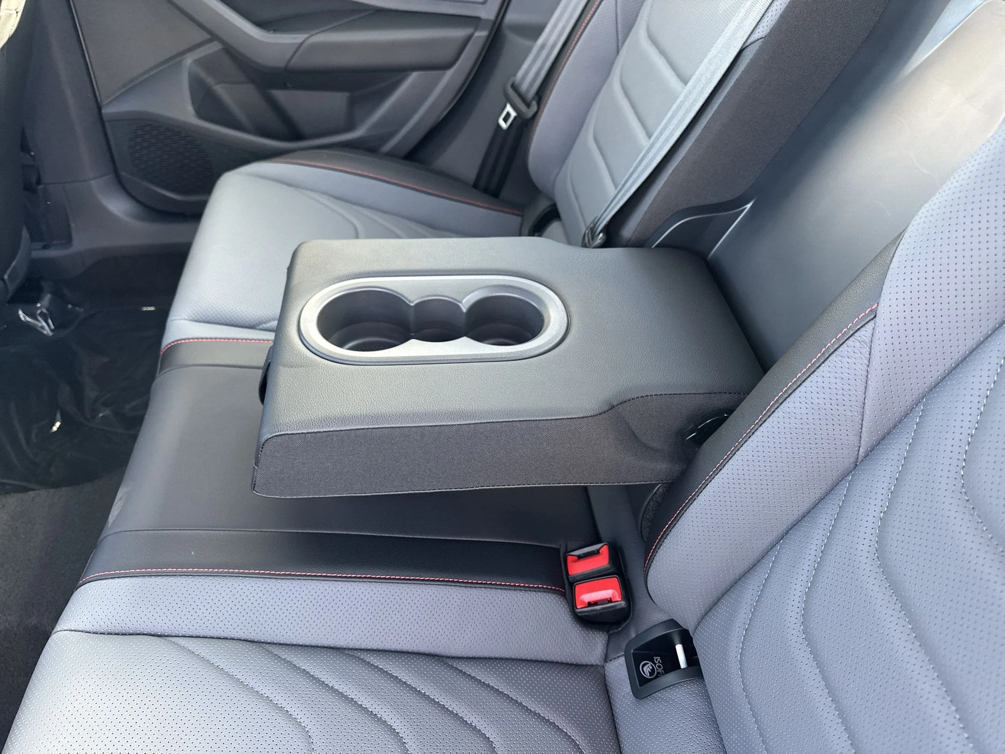 New 2026 Pure White Volkswagen Autobahn image 31