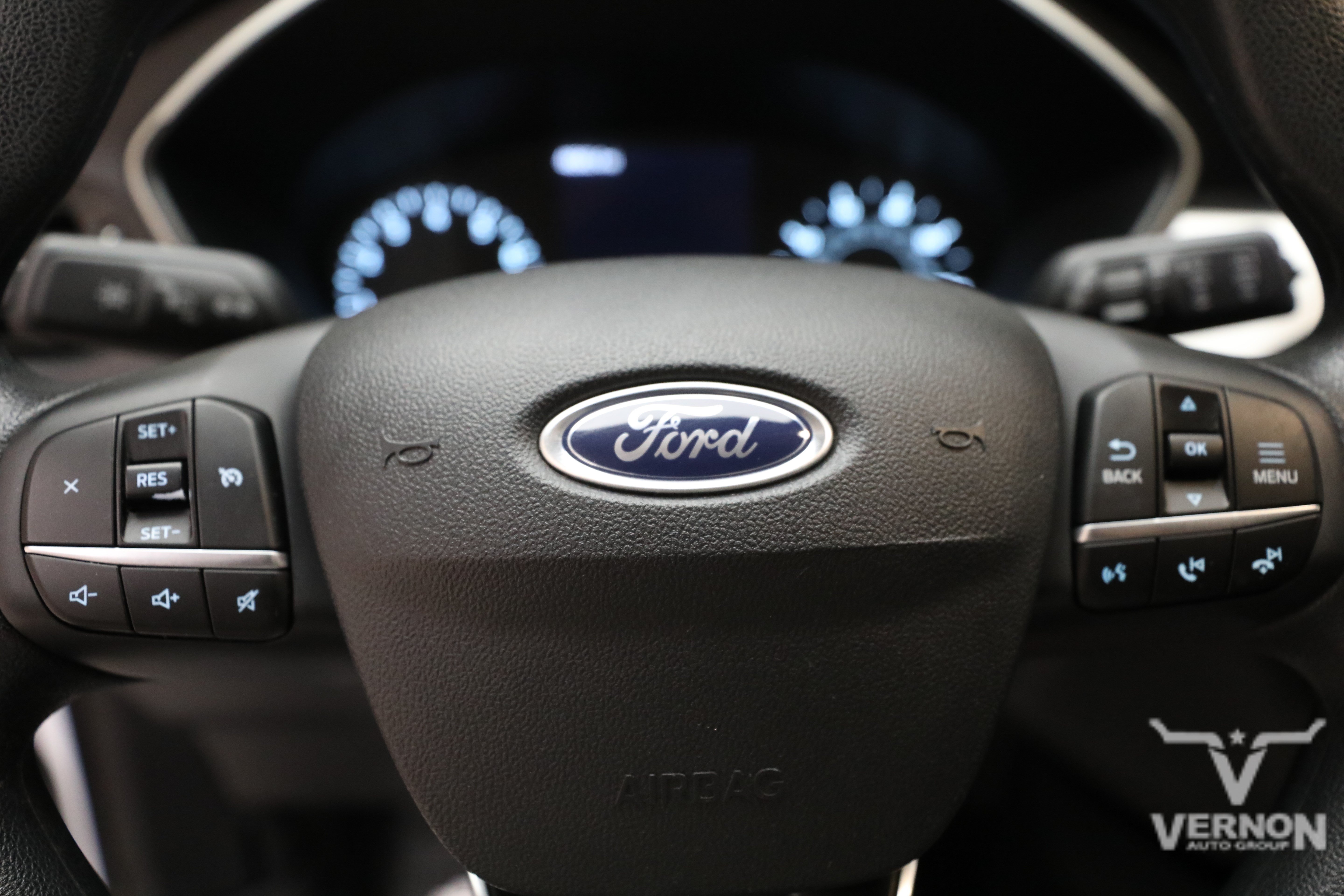 Used 2022 Oxford White Ford Y image 22