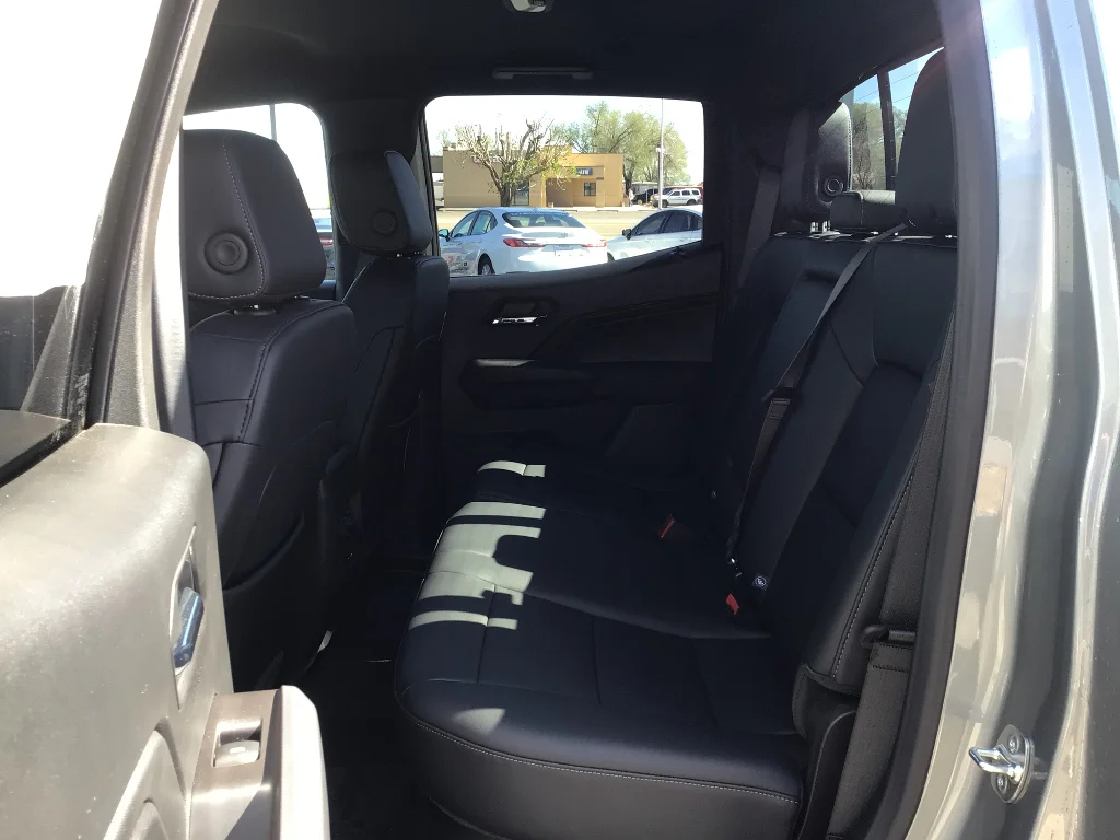 2026 Chevrolet Colorado LT - Photo 9