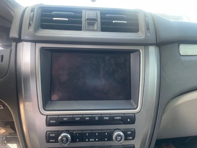Used 2010 Silver Ford Base image 17