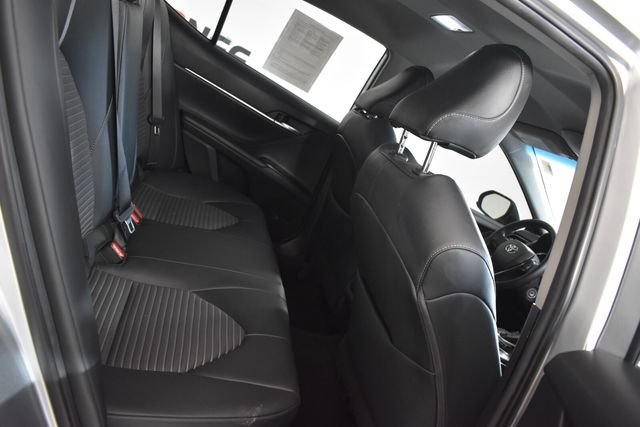 Used 2019 Silver Toyota SE image 14