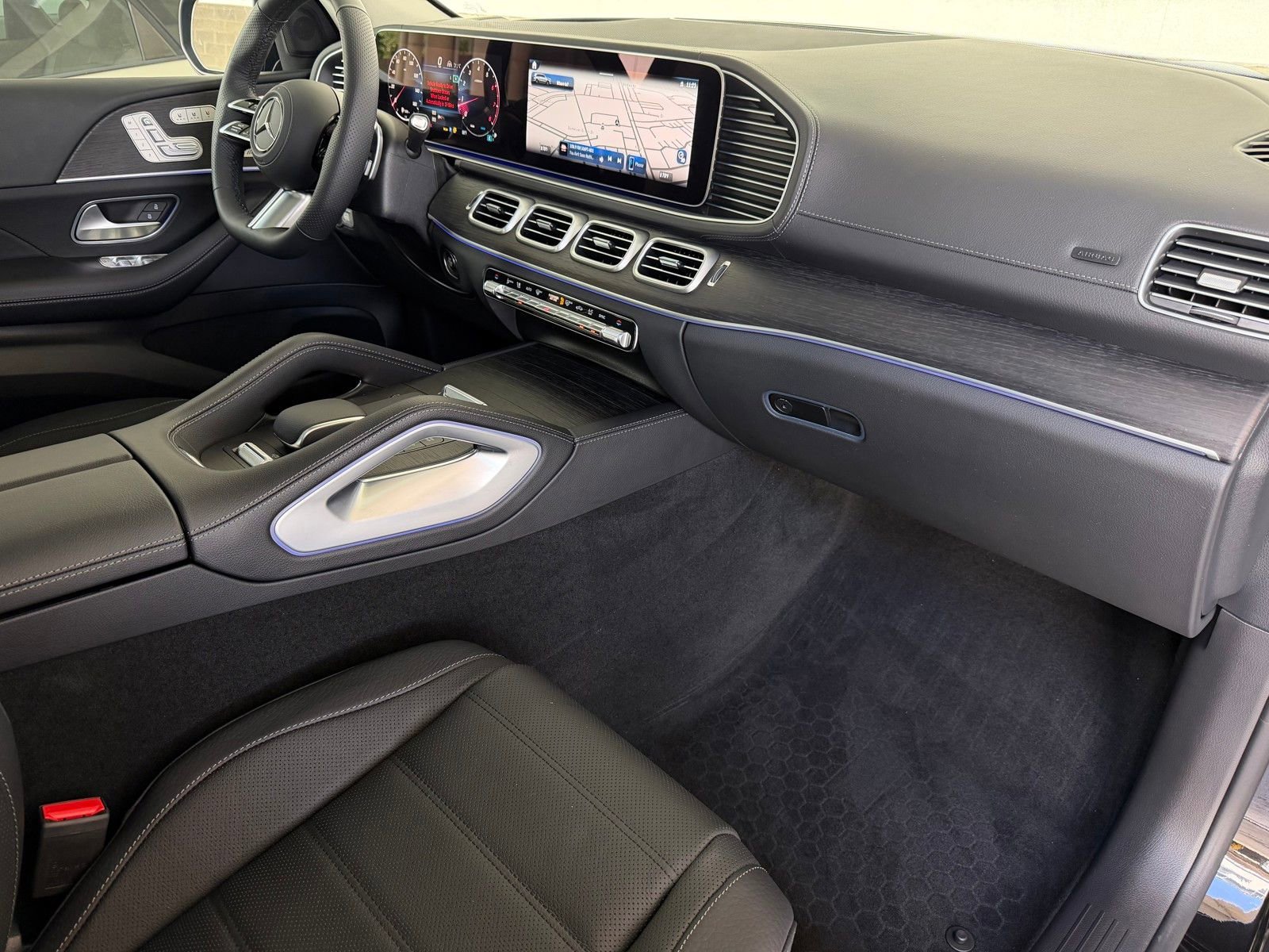New 2026 Obsidian Black Metallic Mercedes-Benz GLS 450 image 40