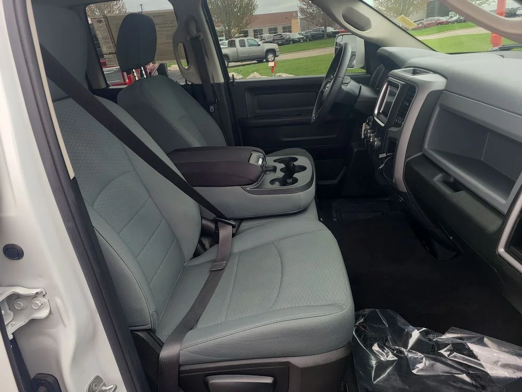 Used 2019 White Ram Express image 42