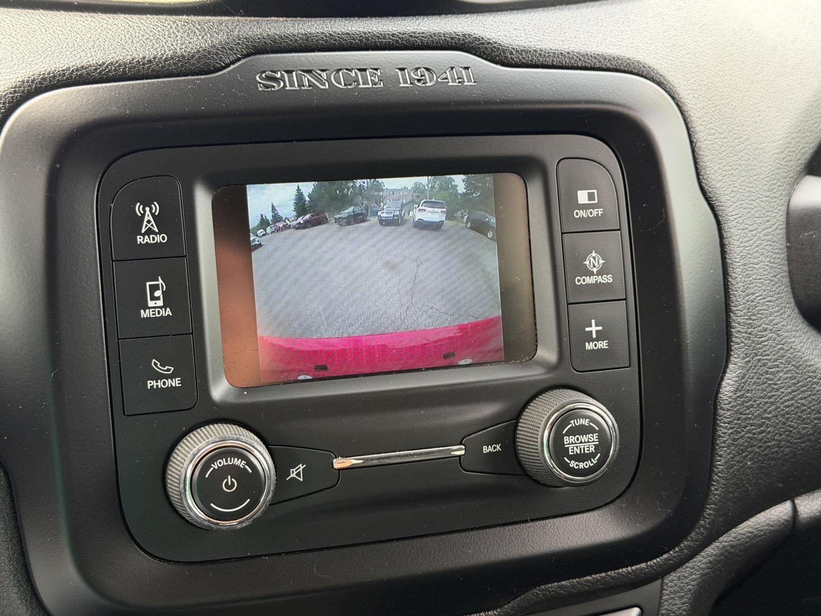 Used 2015 Colorado Red Jeep Latitude image 9