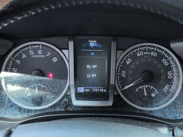 Used 2018 Gray Toyota SR5 image 24