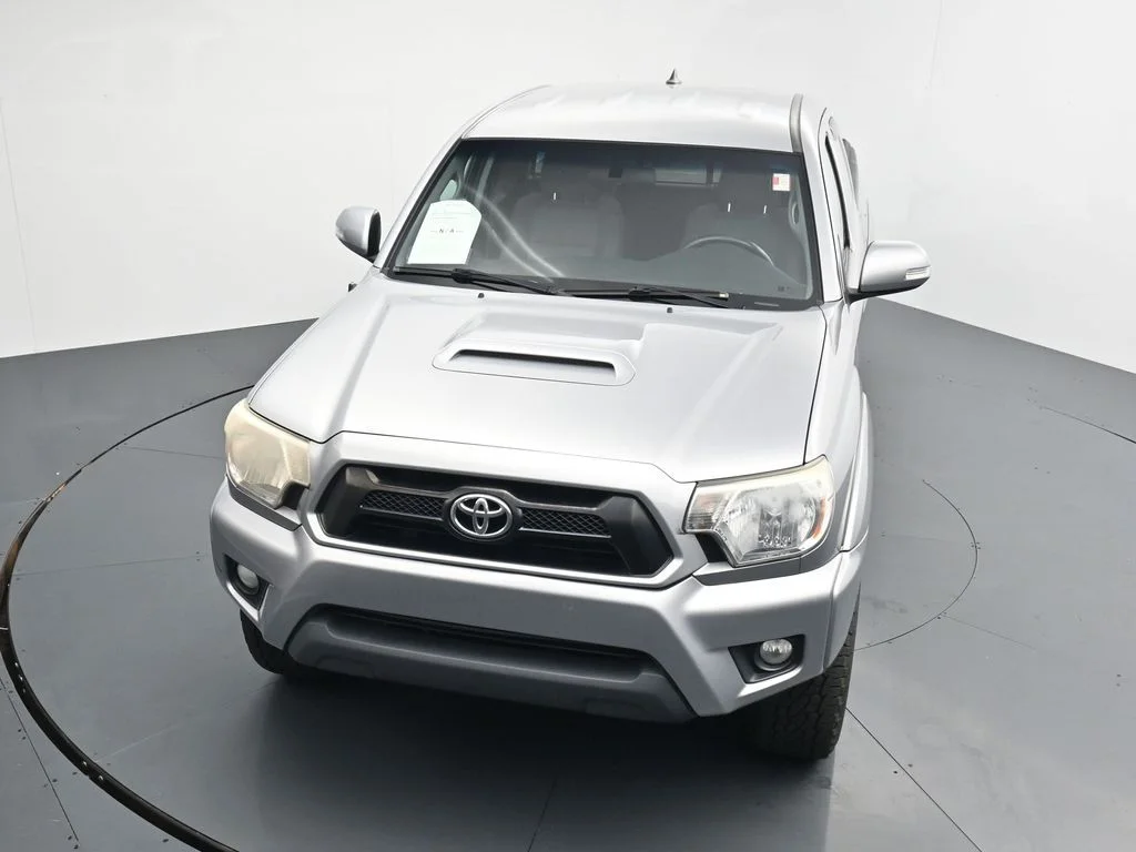 Used 2015 Silver Toyota Base image 22