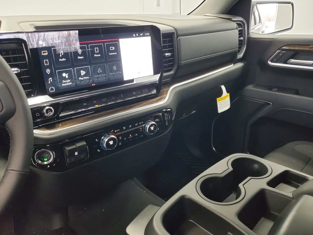 New 2026 Onyx Black GMC Elevation image 16